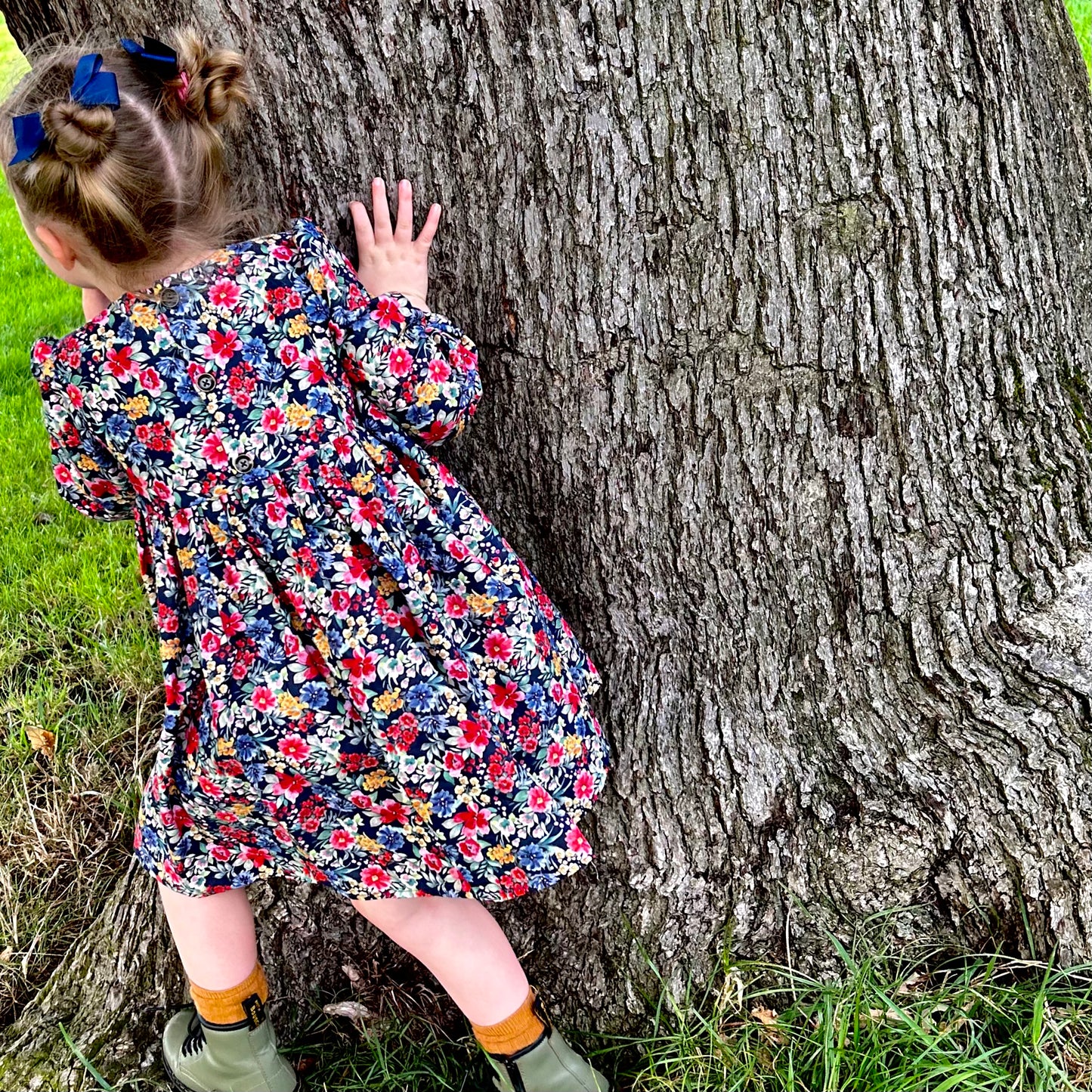 Ophelia Dress - Navy Bloom